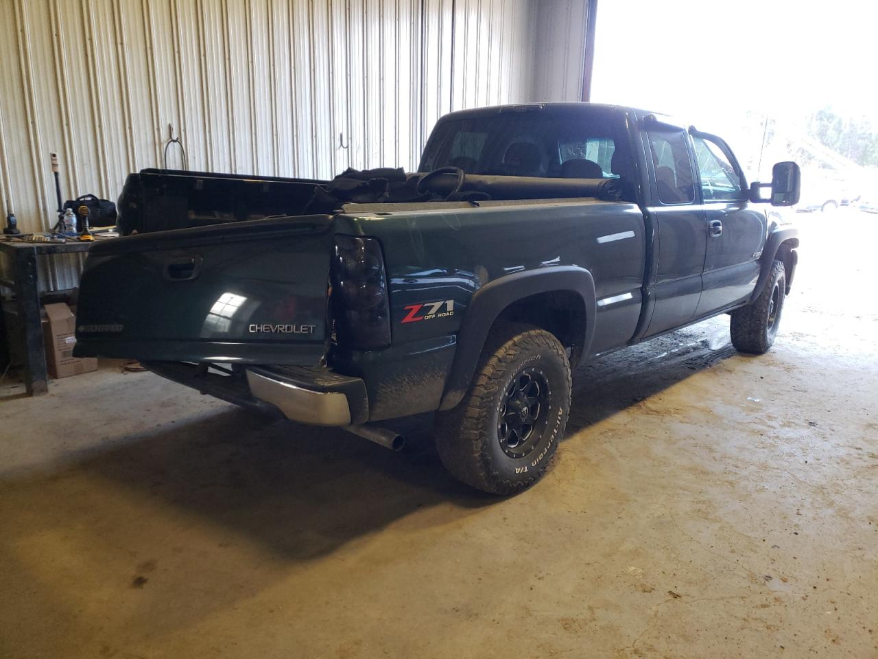Photo 4 from auction – 2002 CHEVROLET SILVERADO with VIN 2GCEK19T421285103