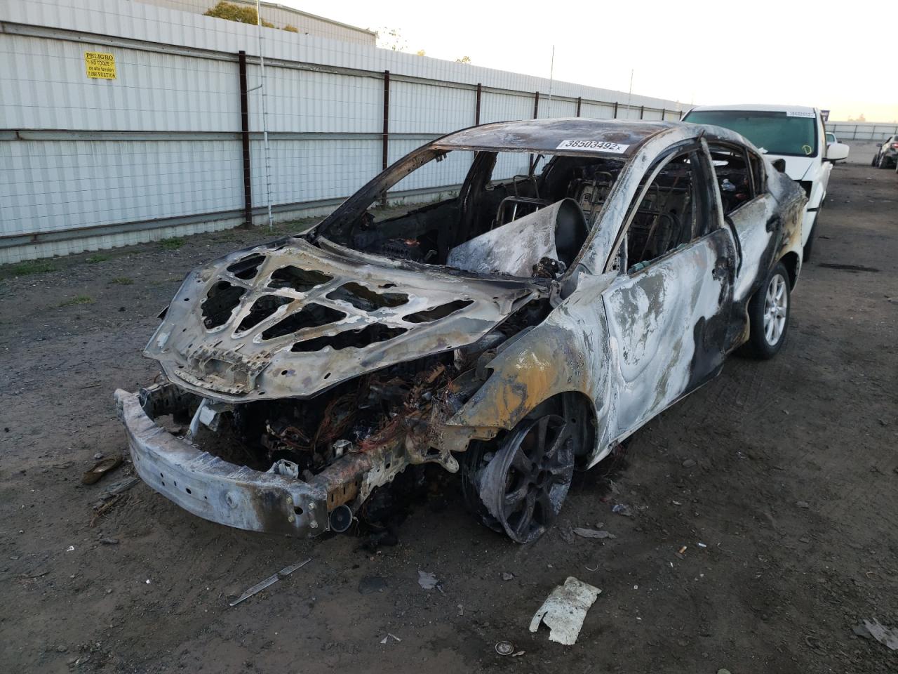 Photo 2 from auction – 2010 MAZDA 3 I with VIN JM1BL1SG3A1222933