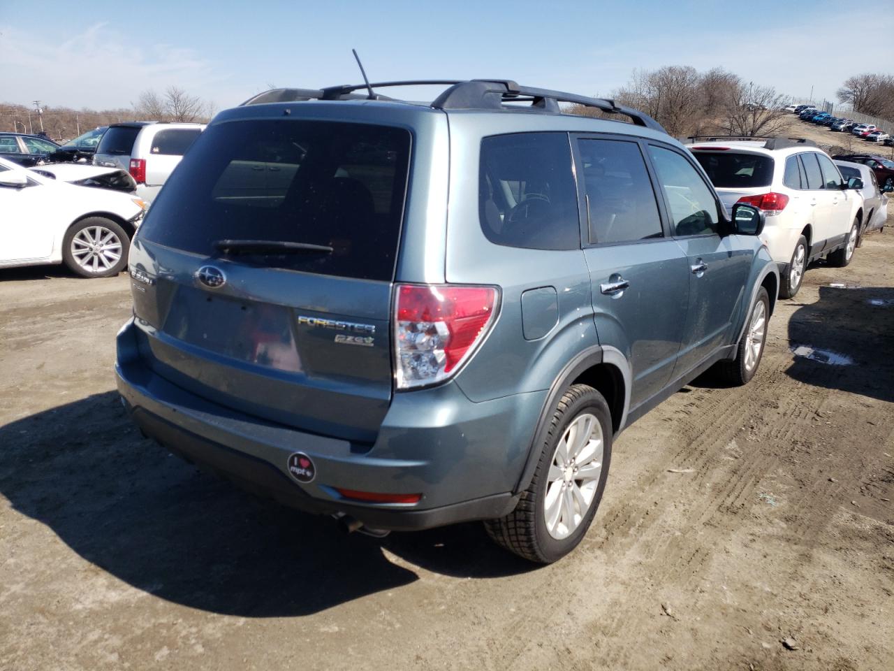 Photo 4 from auction – 2011 SUBARU FORESTER 2 with VIN JF2SHADC3BH769271