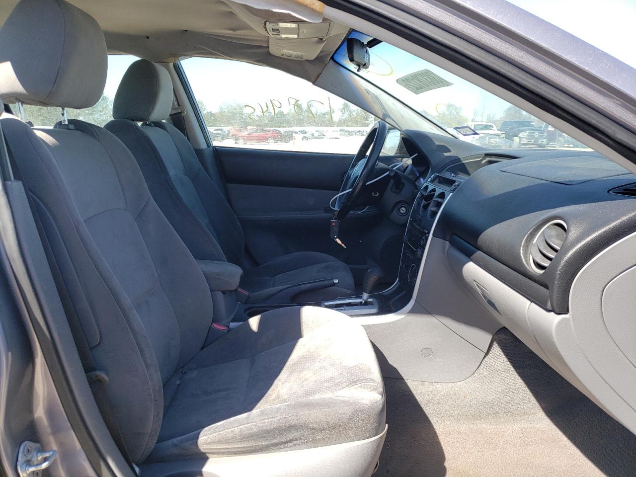 Photo 5 from auction – 2008 MAZDA 6 I with VIN 1YVHP80C485M16245