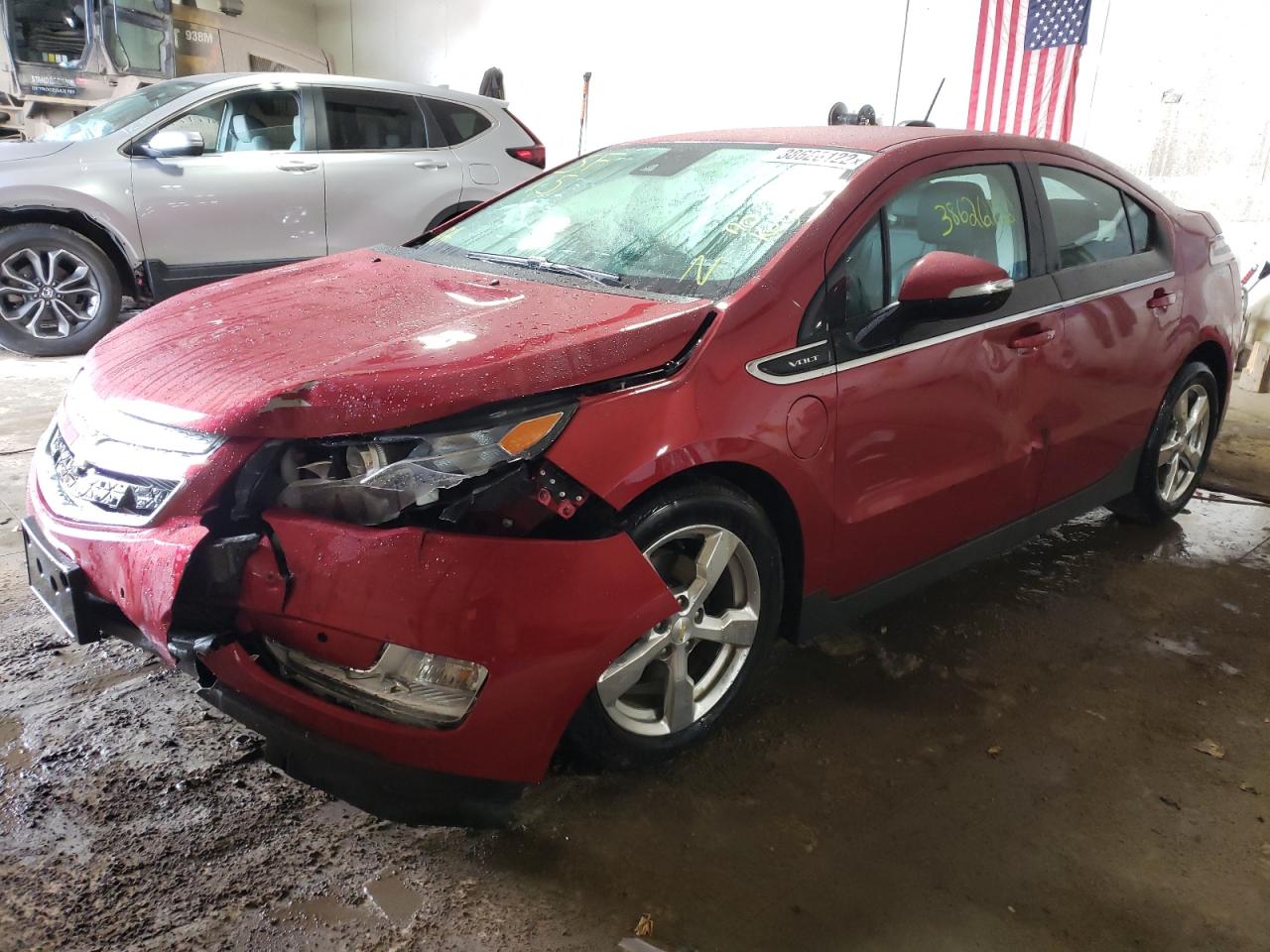 Photo 2 from auction – 2015 CHEVROLET VOLT with VIN 1G1RB6E46FU121870