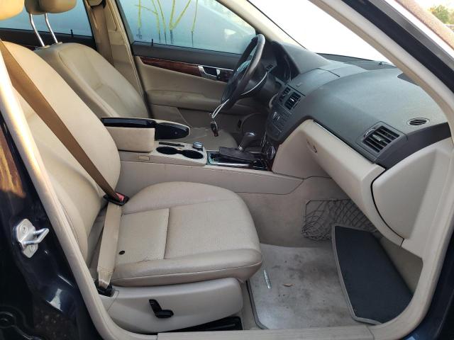 Photo 5 from auction – 2011 MERCEDES-BENZ C 300 4MAT with VIN WDDGF8BB2BR173386