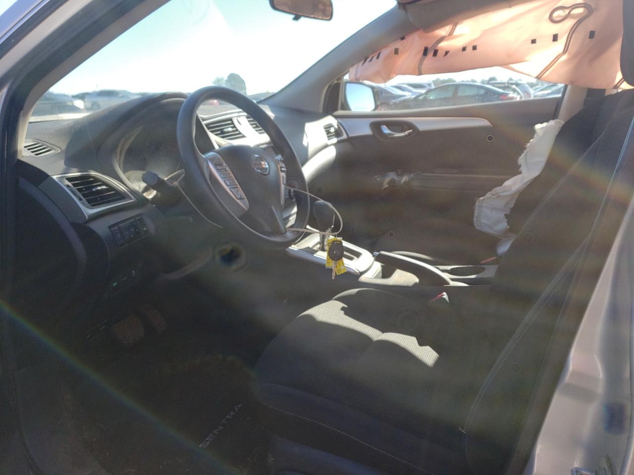 Photo 5 from auction – 2016 NISSAN SENTRA S with VIN 3N1AB7AP8GY274259