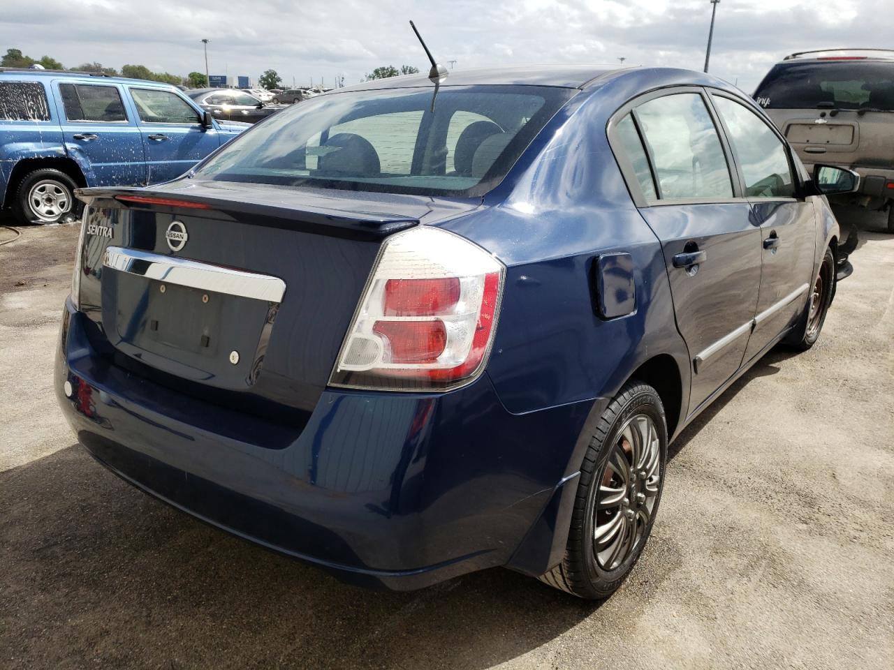 Photo 4 from auction – 2012 NISSAN SENTRA 2.0 with VIN 3N1AB6AP6CL704839