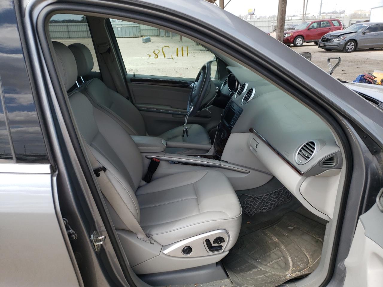 Photo 5 from auction – 2012 MERCEDES-BENZ GL 450 4MA with VIN 4JGBF7BEXCA798087