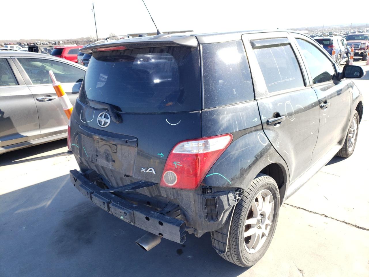 Photo 4 from auction – 2006 TOYOTA SCION XA with VIN JTKKT624660144169