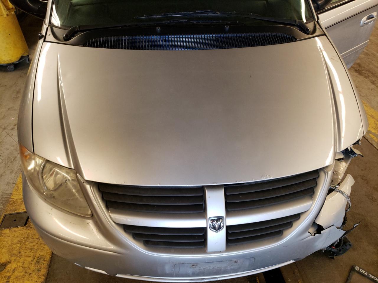 Photo 7 from auction – 2006 DODGE GRAND CARA with VIN 2D4GP44L86R616780