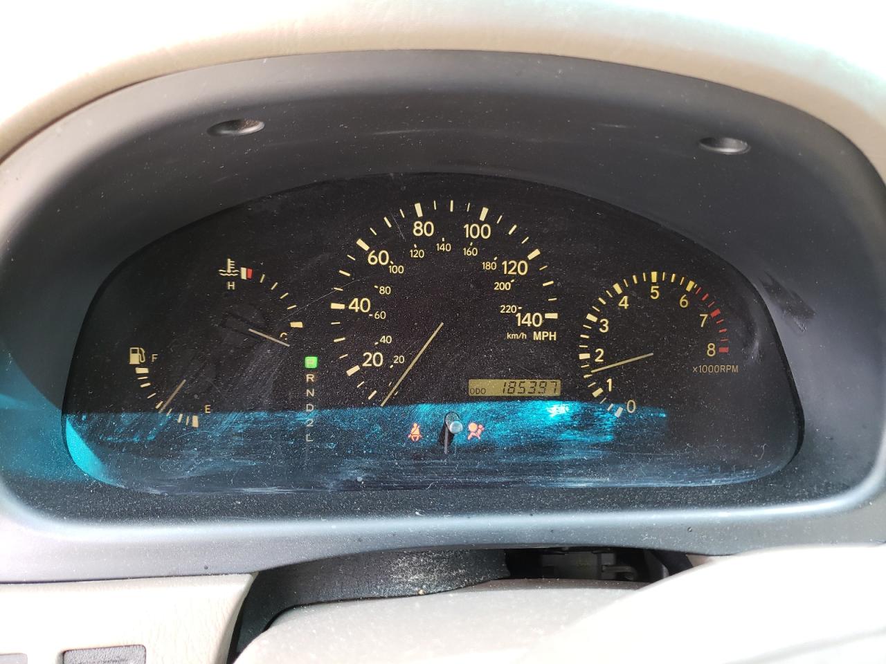 صورة رقم 8 من المزاد - 2001 LEXUS RX 300 مع VIN JTJGF10UX10097289