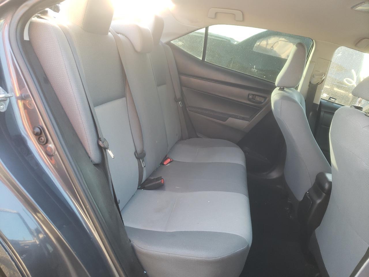 Photo 6 from auction – 2017 TOYOTA COROLLA L with VIN 5YFBURHE5HP569655