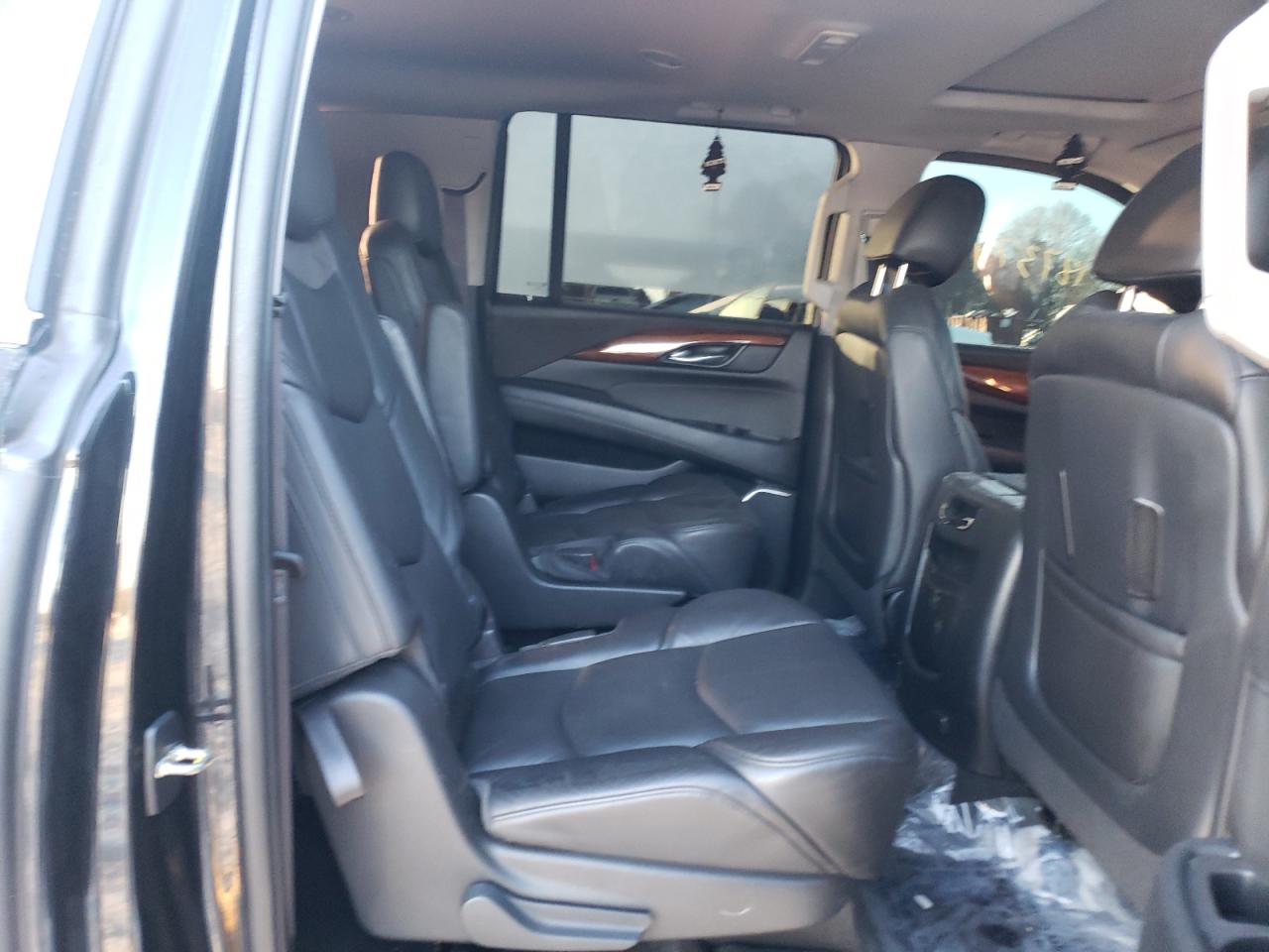 Photo 6 from auction – 2015 CADILLAC ESCALADE E with VIN 1GYS4SKJ8FR643077