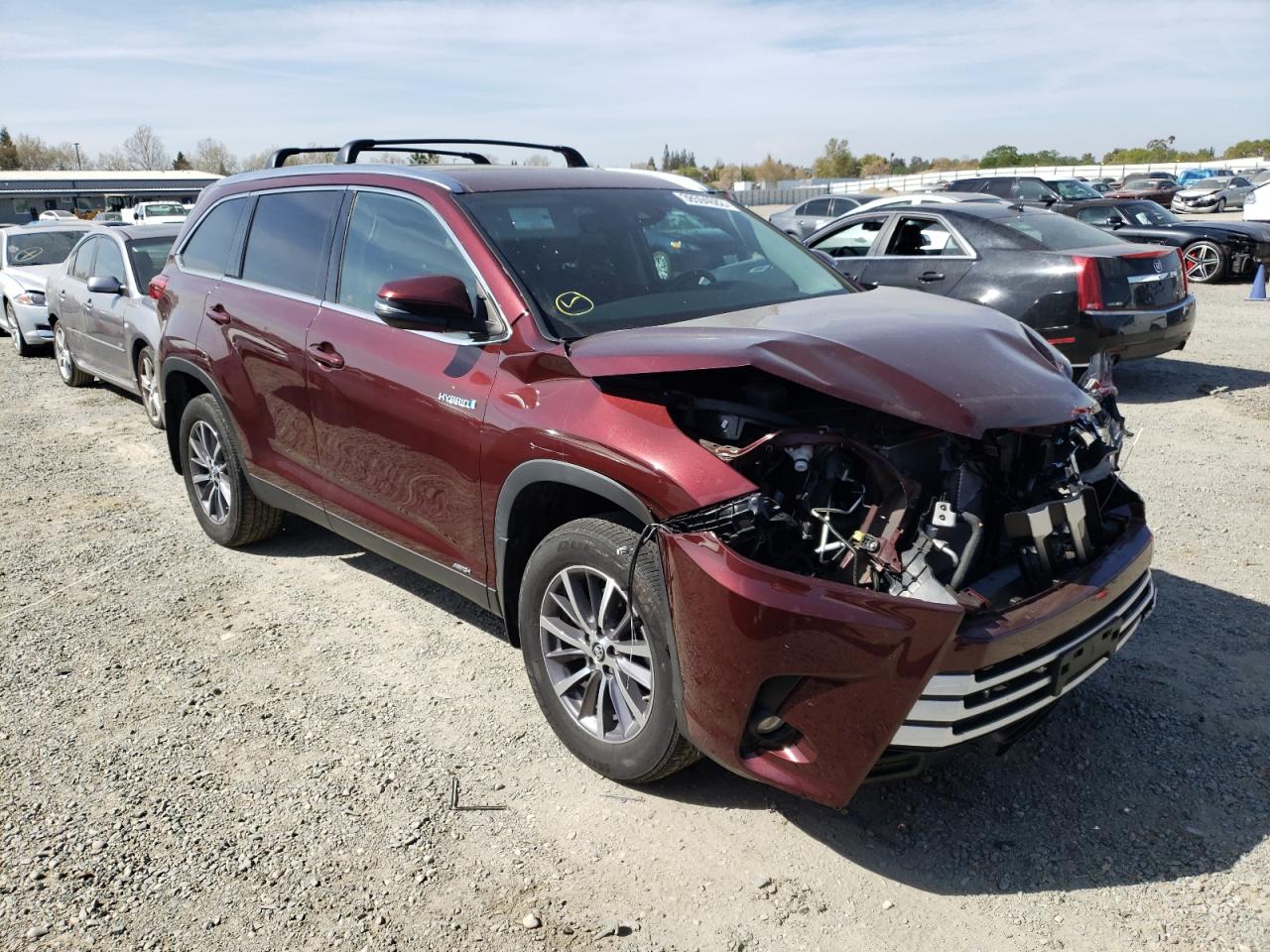TOYOTA HIGHLANDER 2019 with VIN 5TDJGRFH6KS072628 - Photo from auction