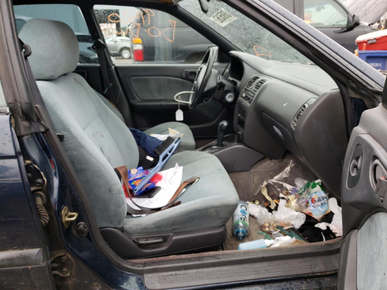 Photo 5 from auction – 1996 SUBARU LEGACY L with VIN 4S3BD4355T7204042