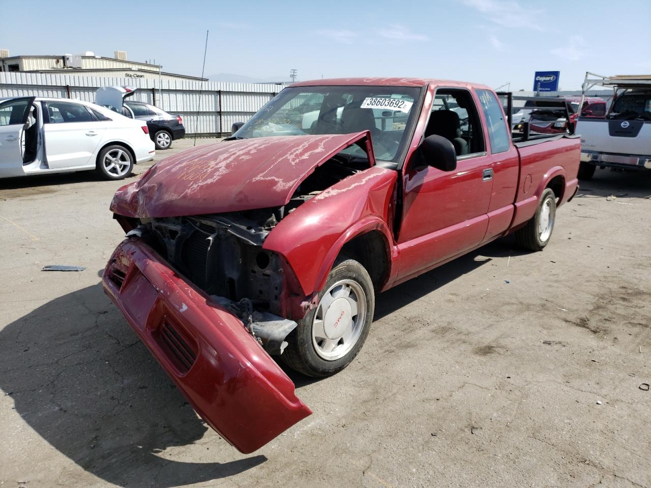 Photo 2 from auction – 2003 GMC SONOMA with VIN 1GTCS19X338196888