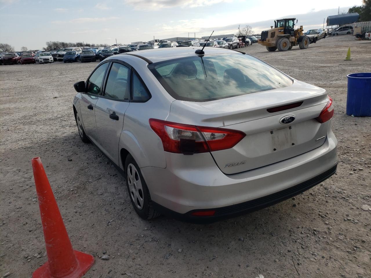 Photo 3 from auction – 2014 FORD FOCUS S with VIN 1FADP3E22EL368149