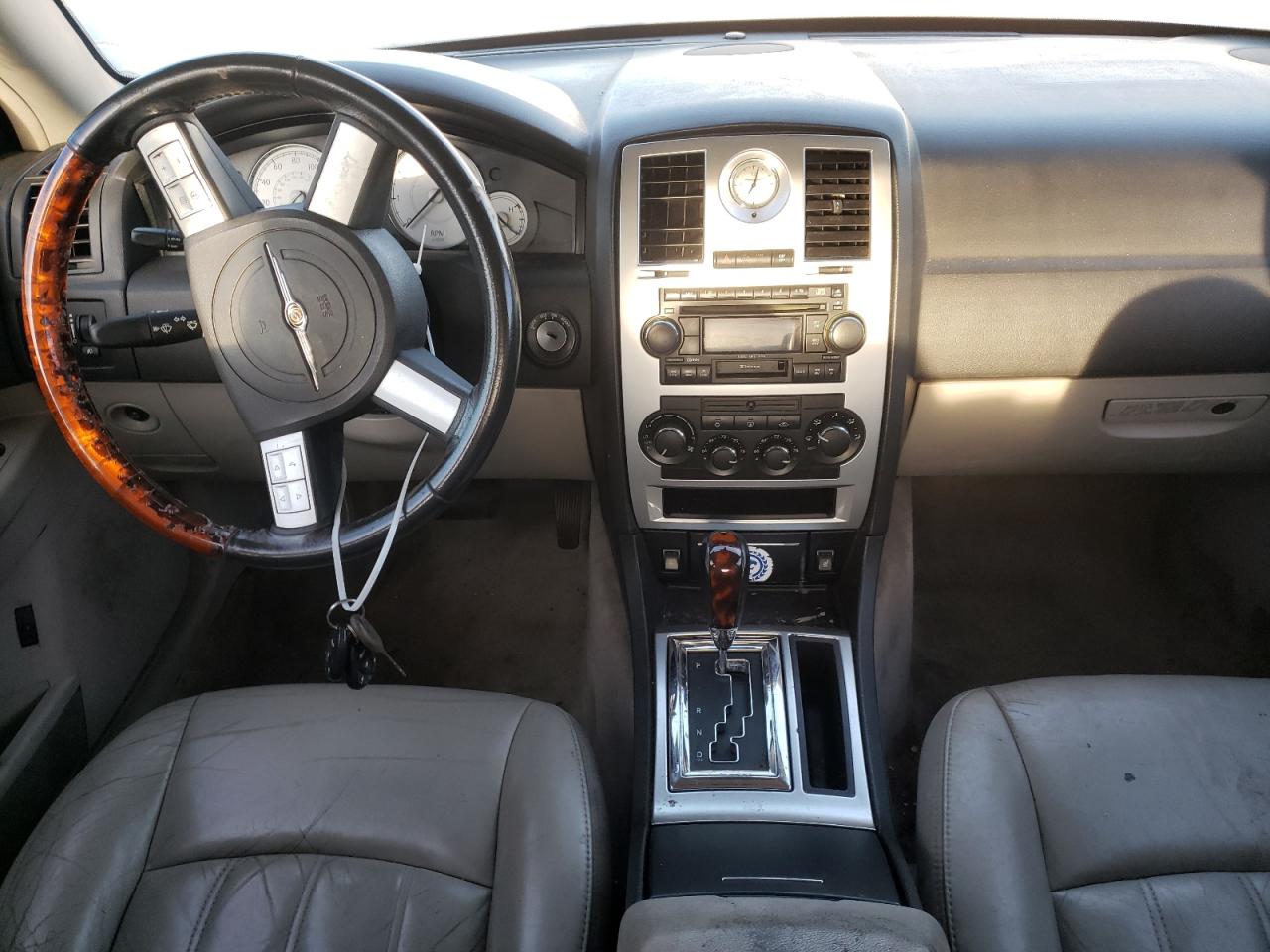 Photo 9 from auction – 2006 CHRYSLER 300C with VIN 2C3LA63HX6H159390
