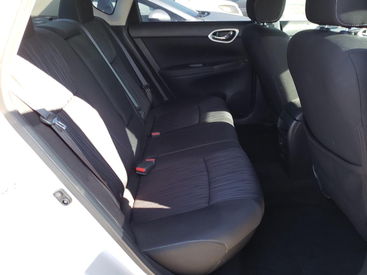 Photo 6 from auction – 2019 NISSAN SENTRA S with VIN 3N1AB7AP1KY384546