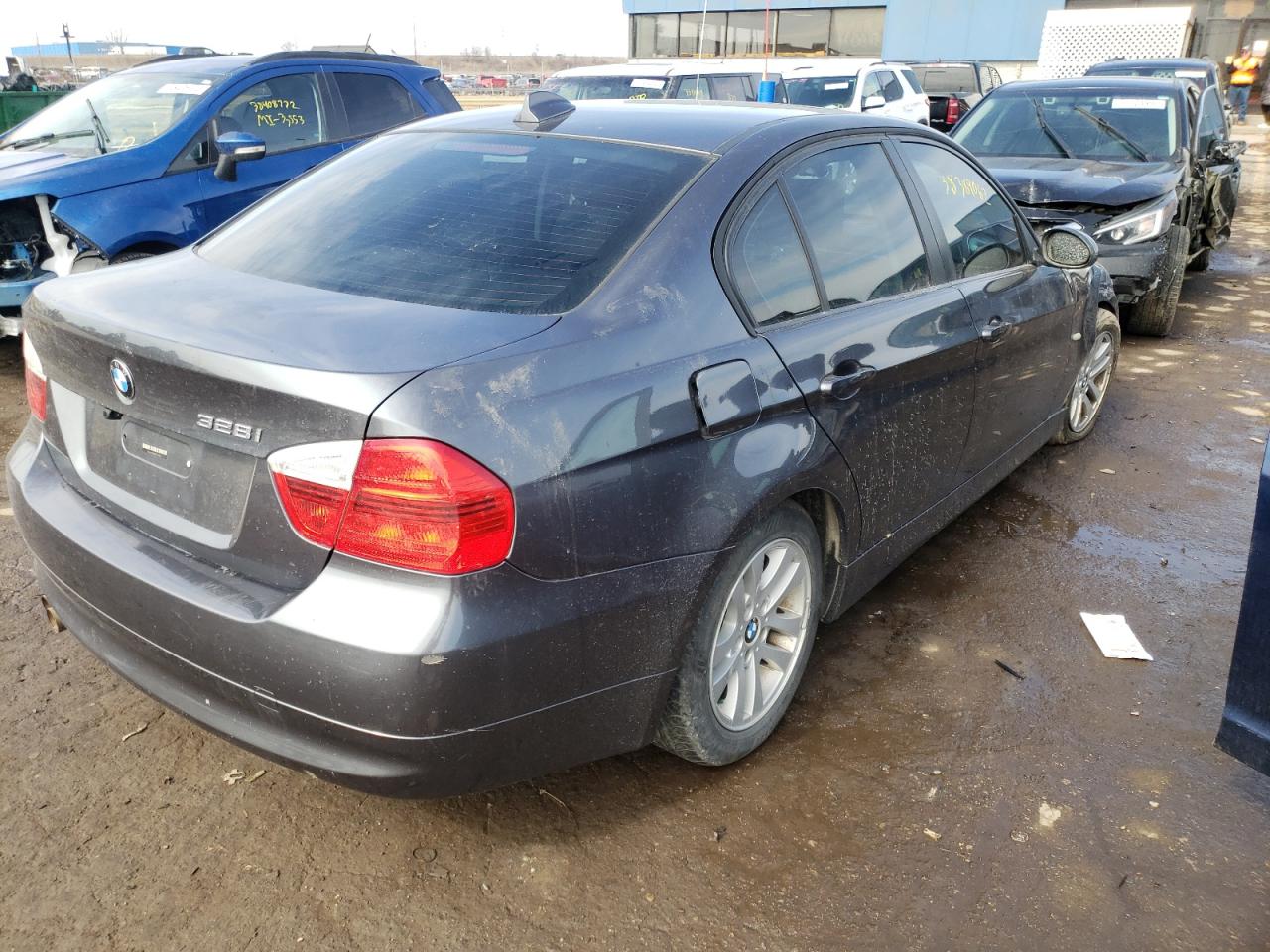 Photo 4 from auction – 2007 BMW 328 I with VIN WBAVA33587PG53527