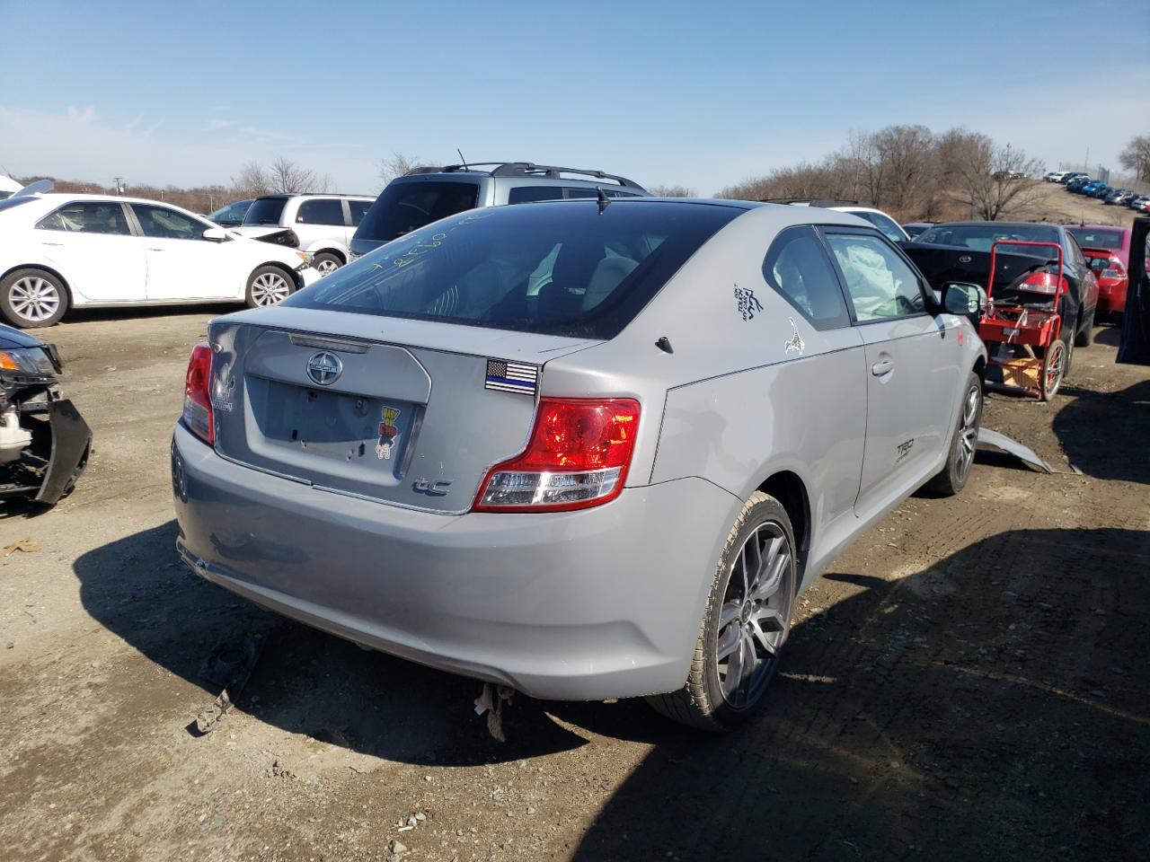 Photo 4 from auction – 2012 TOYOTA SCION TC with VIN JTKJF5C77C3041844