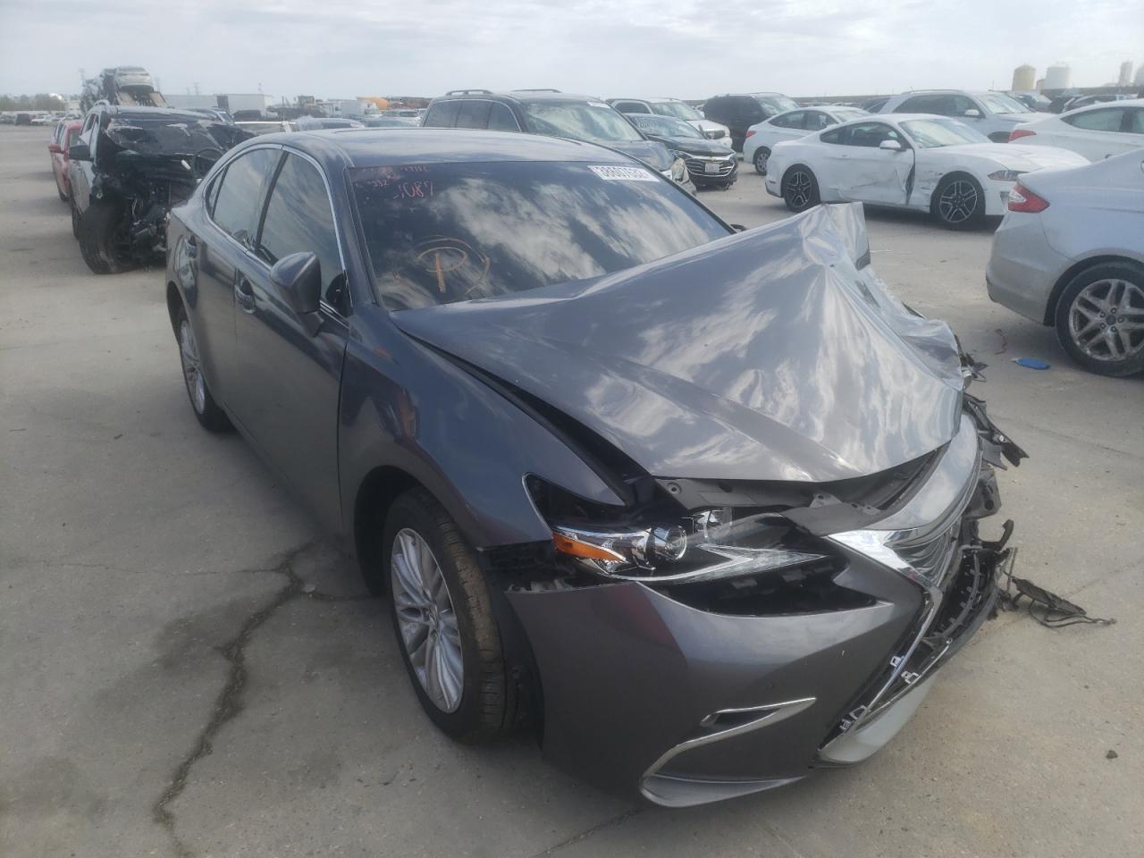 LEXUS ES 350 2017 with VIN 58ABK1GG8HU051332 - Photo from auction