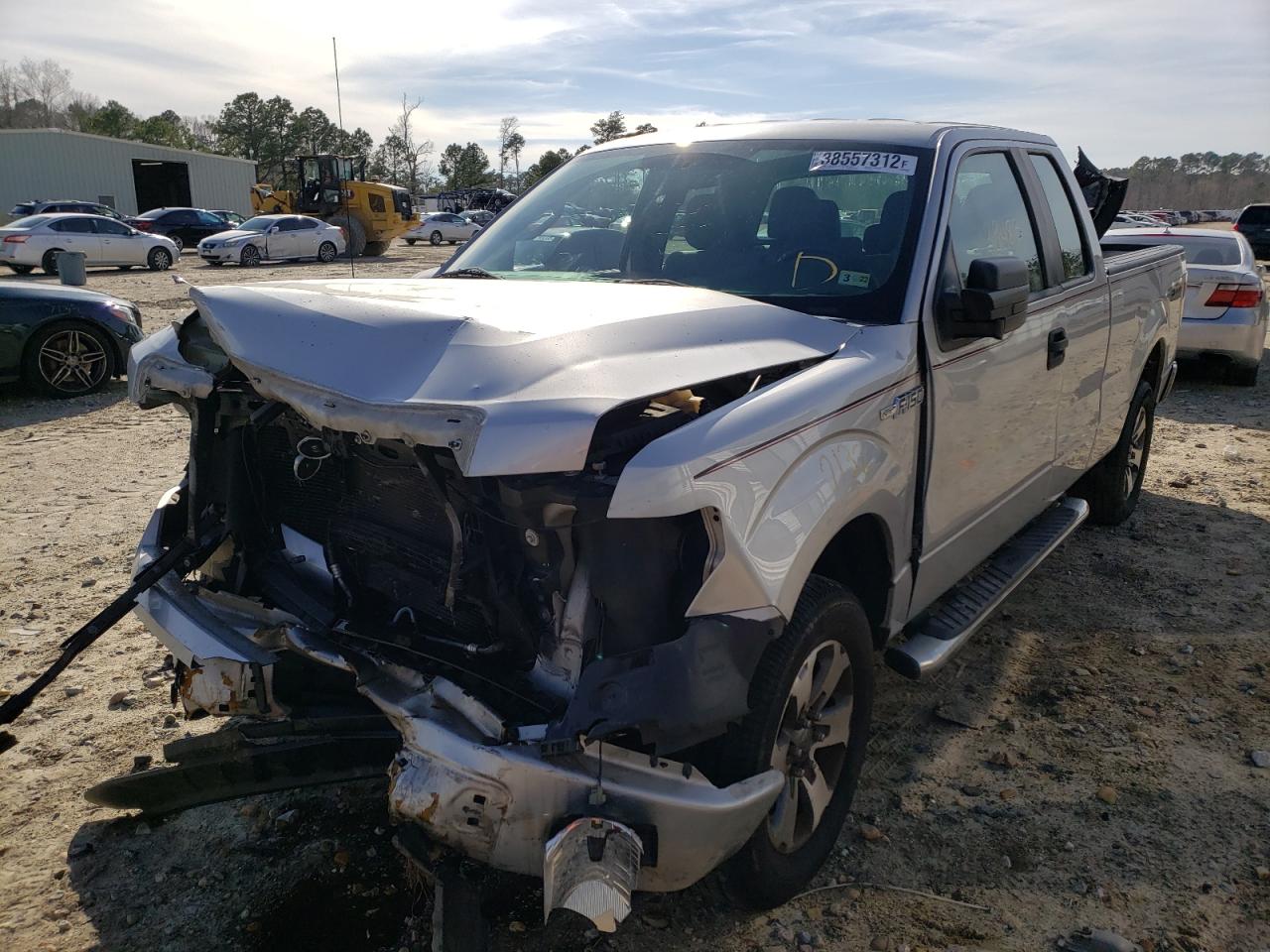 Photo 2 from auction – 2013 FORD F150 SUPER with VIN 1FTFX1CF1DKE74254