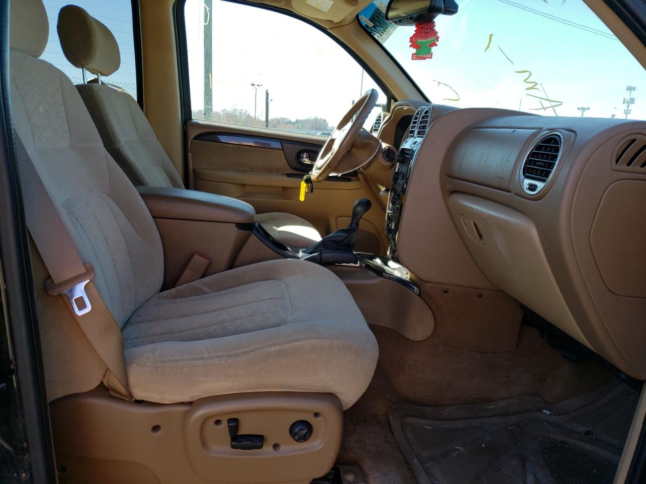 Photo 5 from auction – 2002 GMC ENVOY with VIN 1GKDT13S722244056