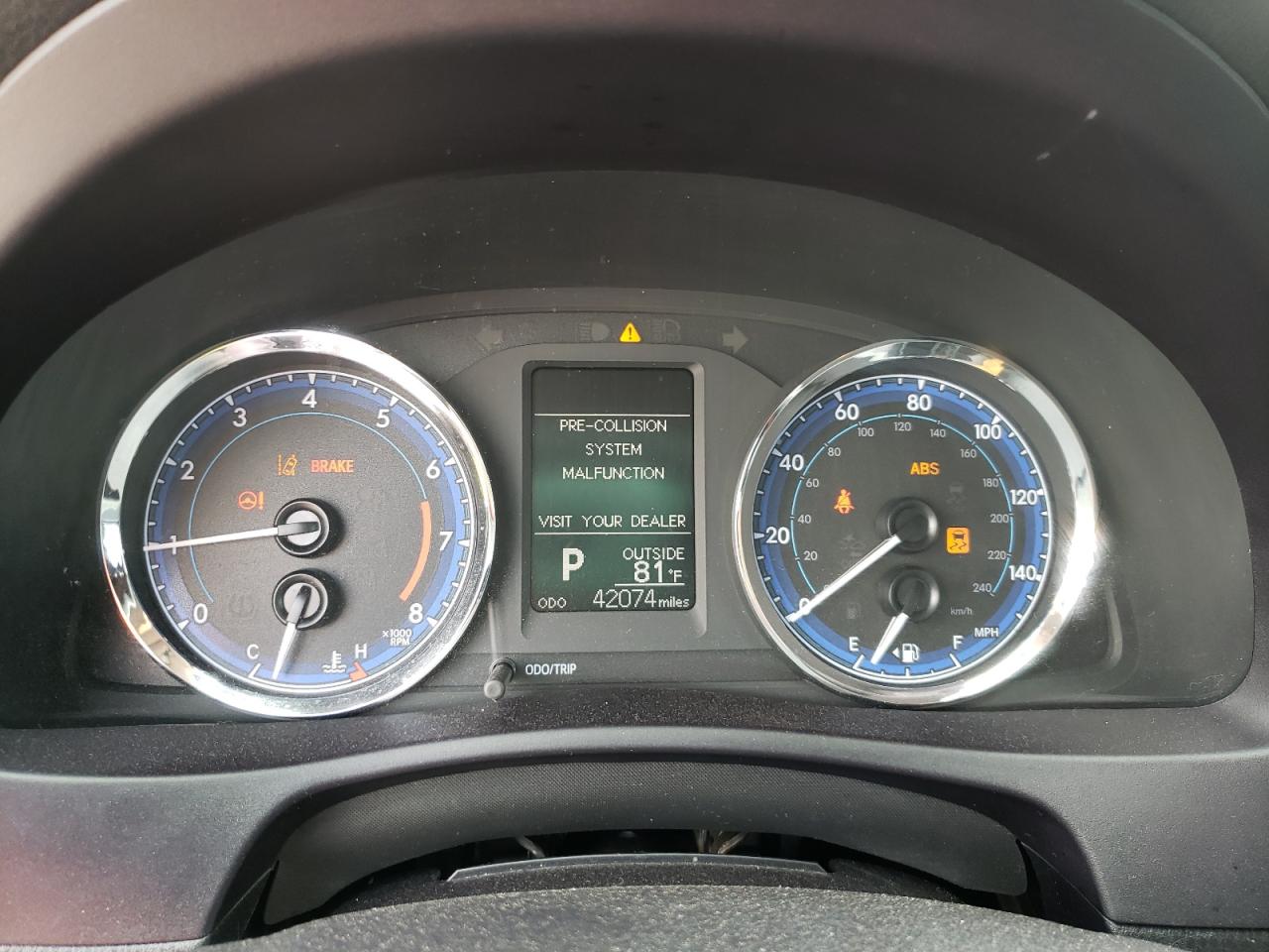 Photo 8 from auction – 2018 TOYOTA COROLLA L with VIN 5YFBURHE8JP778670