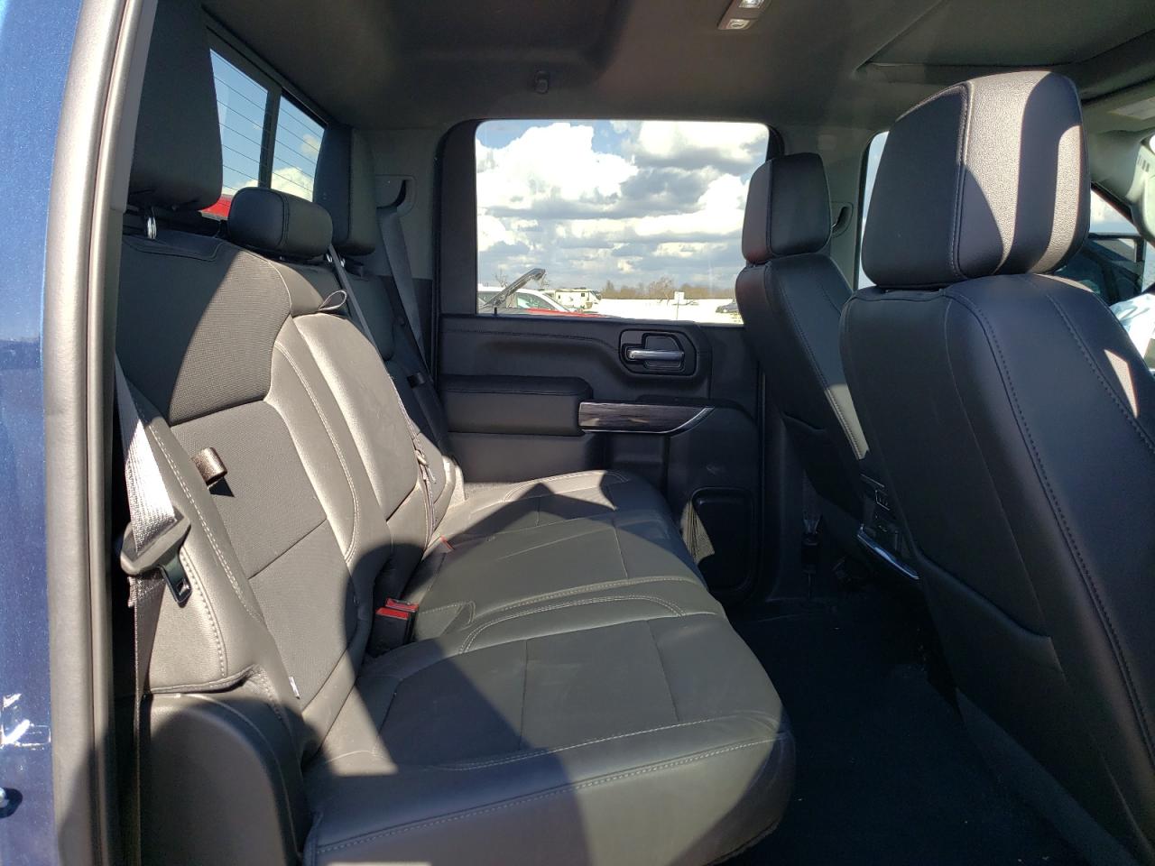 Photo 6 from auction – 2021 CHEVROLET SILVERADO with VIN 1GC4YPEY5MF247759