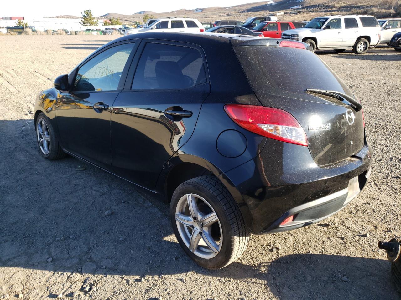 Photo 3 from auction – 2013 MAZDA MAZDA2 with VIN JM1DE1KZ9D0169685