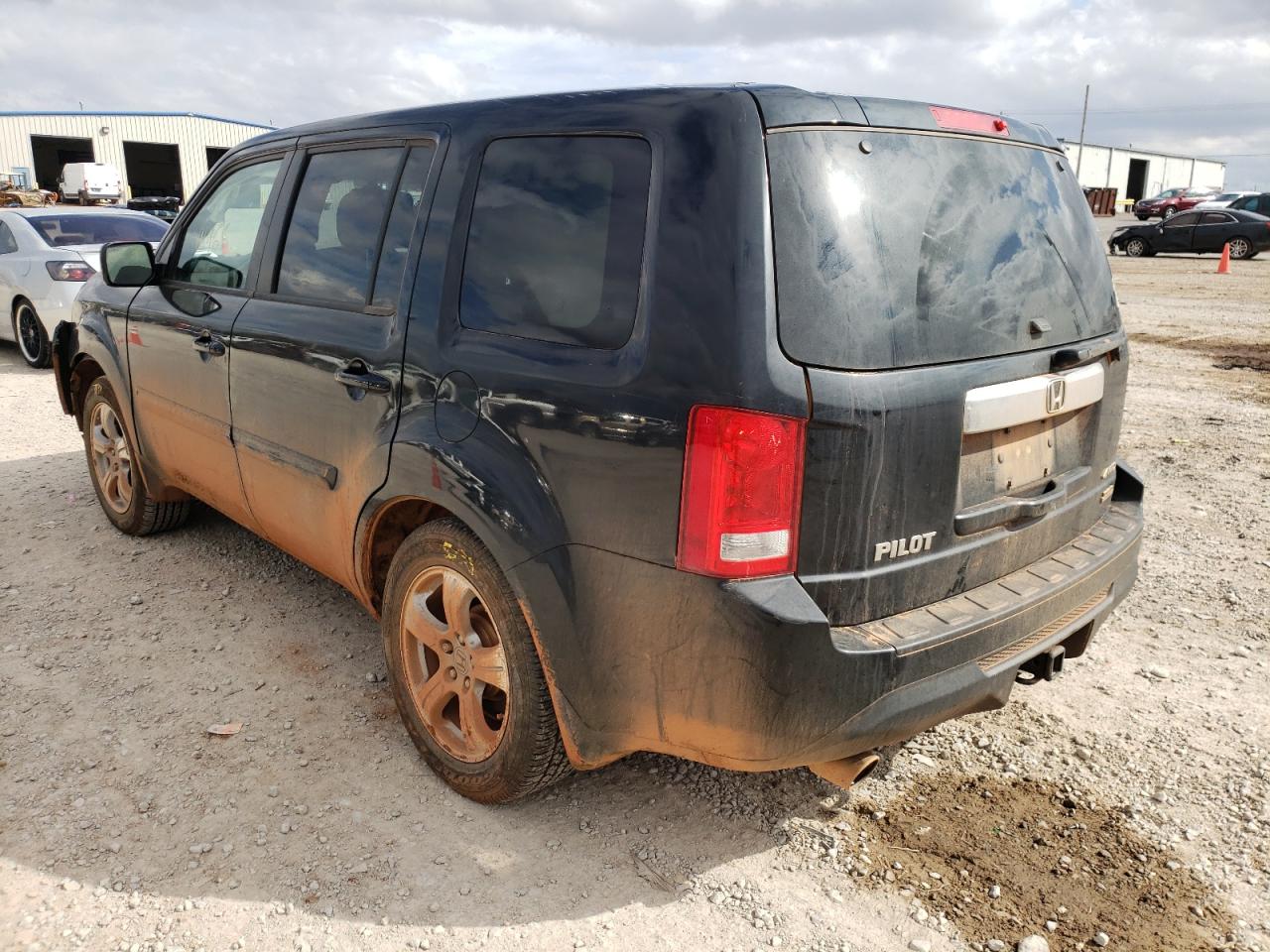 Photo 3 from auction – 2013 HONDA PILOT EXL with VIN 5FNYF4H62DB034367