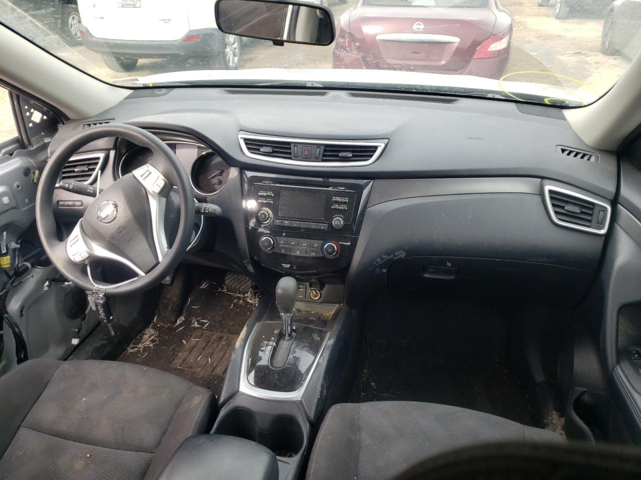 Photo 9 from auction – 2016 NISSAN ROGUE S with VIN KNMAT2MV0GP623701