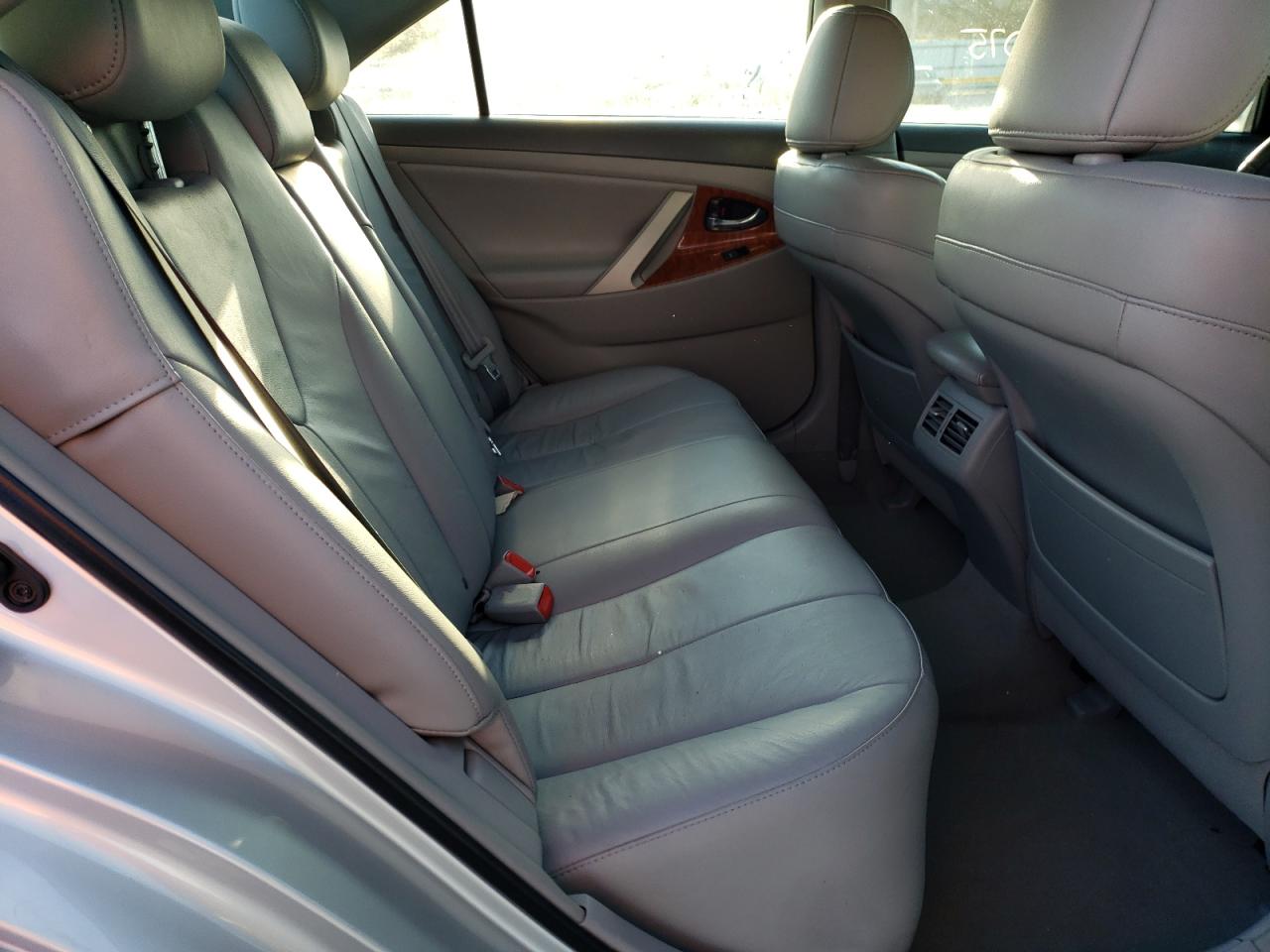 Photo 6 from auction – 2010 TOYOTA CAMRY BASE with VIN 4T4BF3EK2AR062532