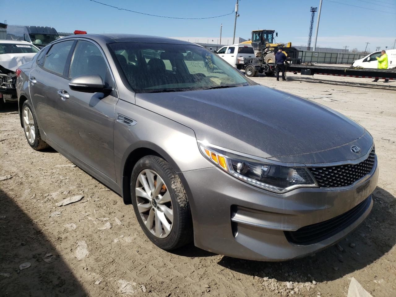 KIA OPTIMA EX 2018 with VIN 5XXGU4L37JG187236 - Photo from auction