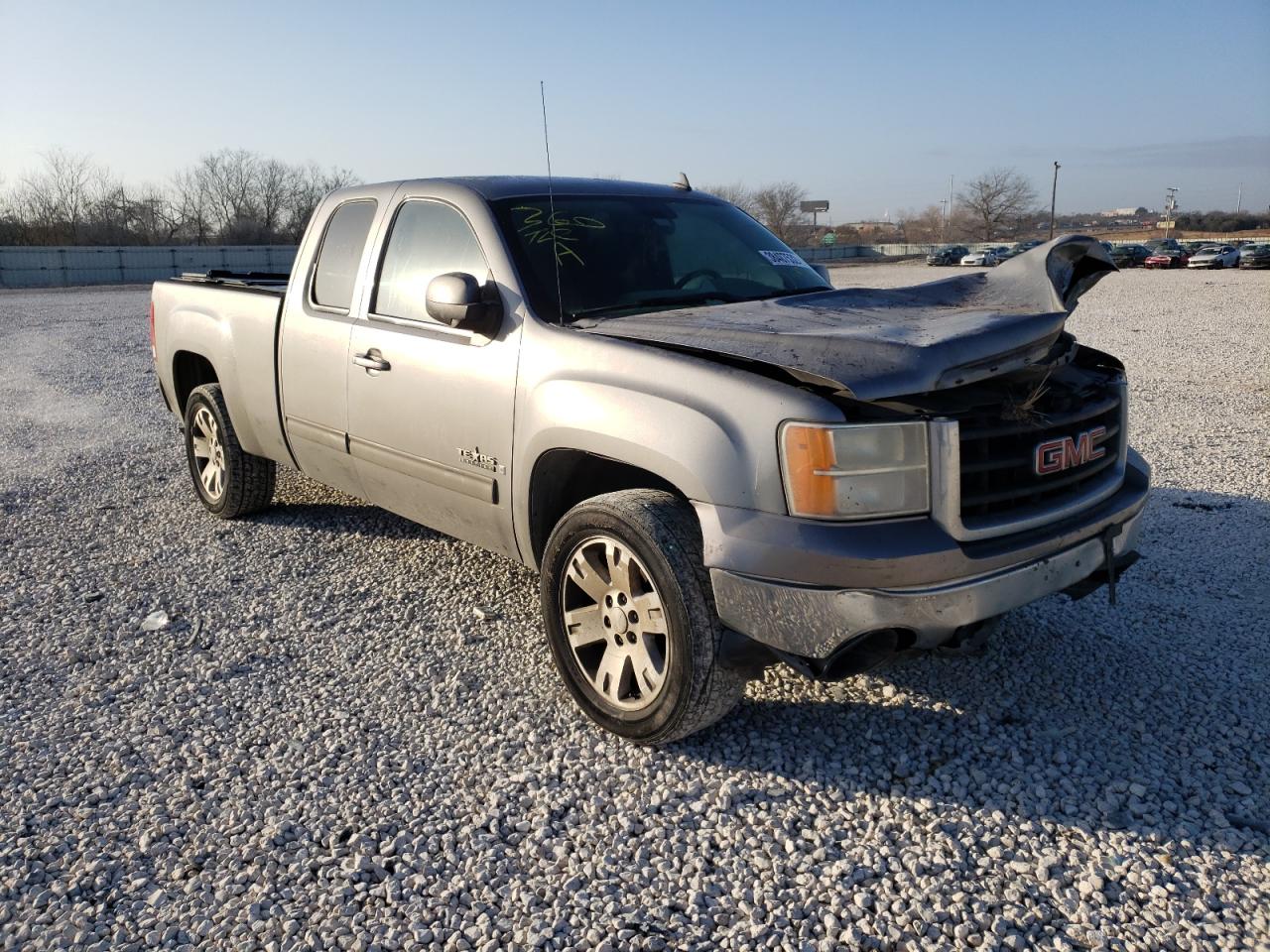 GMC SIERRA C15 2008 with VIN 2GTEC190081330677 - Photo from auction