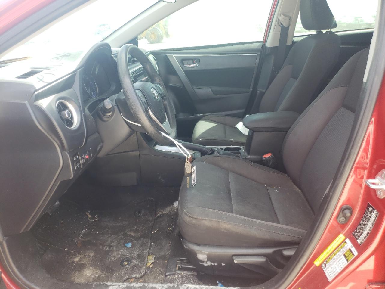 Photo 5 from auction – 2018 TOYOTA COROLLA L with VIN 5YFBURHE3JP775997