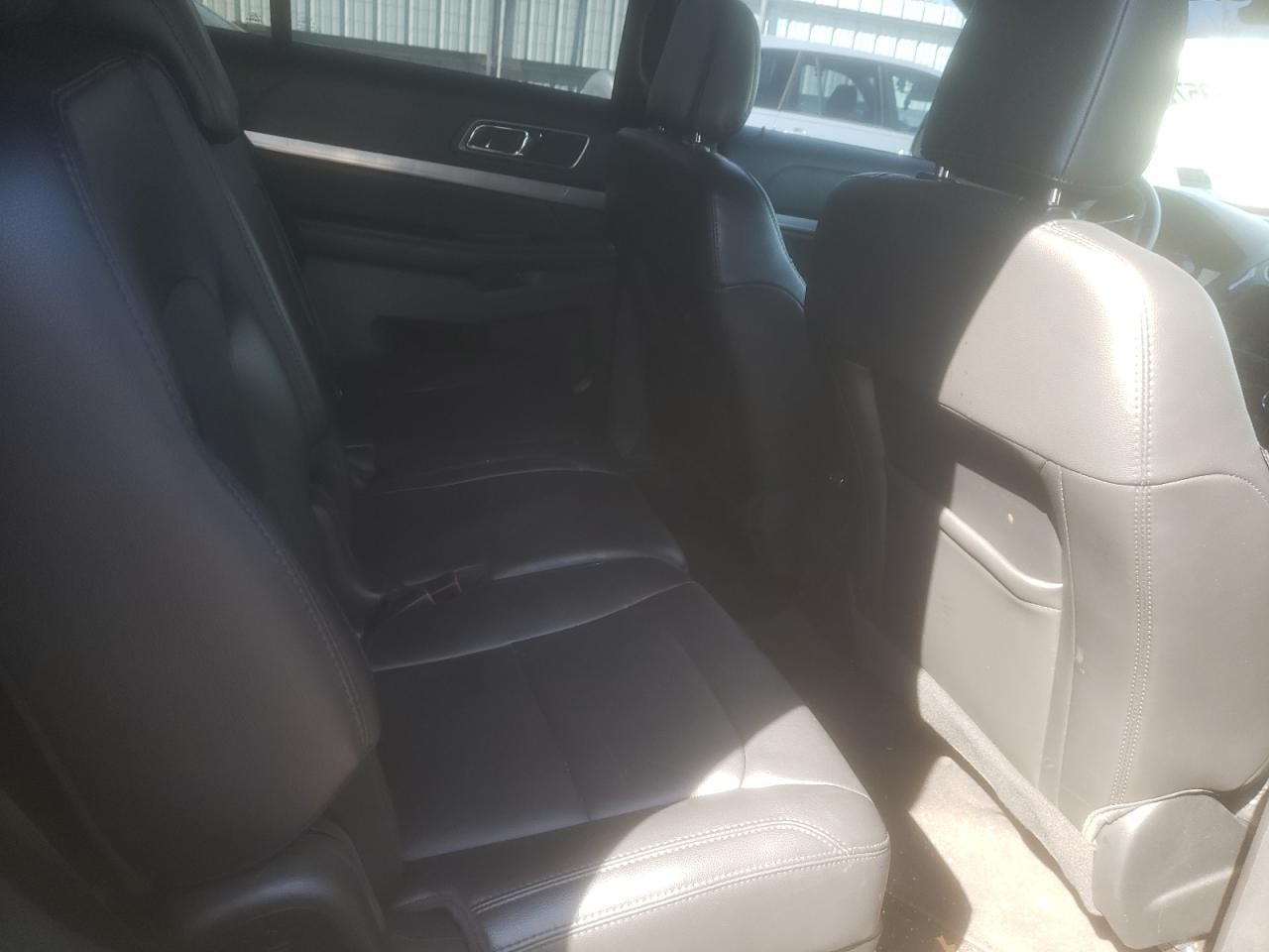 Photo 6 from auction – 2018 FORD EXPLORER X with VIN 1FM5K8DH4JGA51004