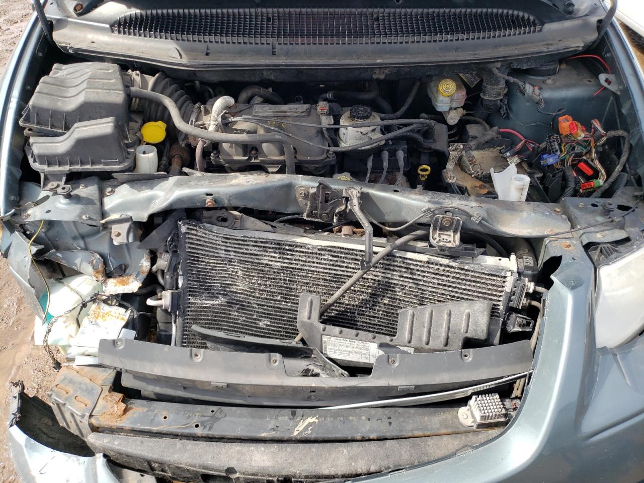 Photo 7 from auction – 2007 CHRYSLER TOWN & COU with VIN 2A4GP54L97R298652