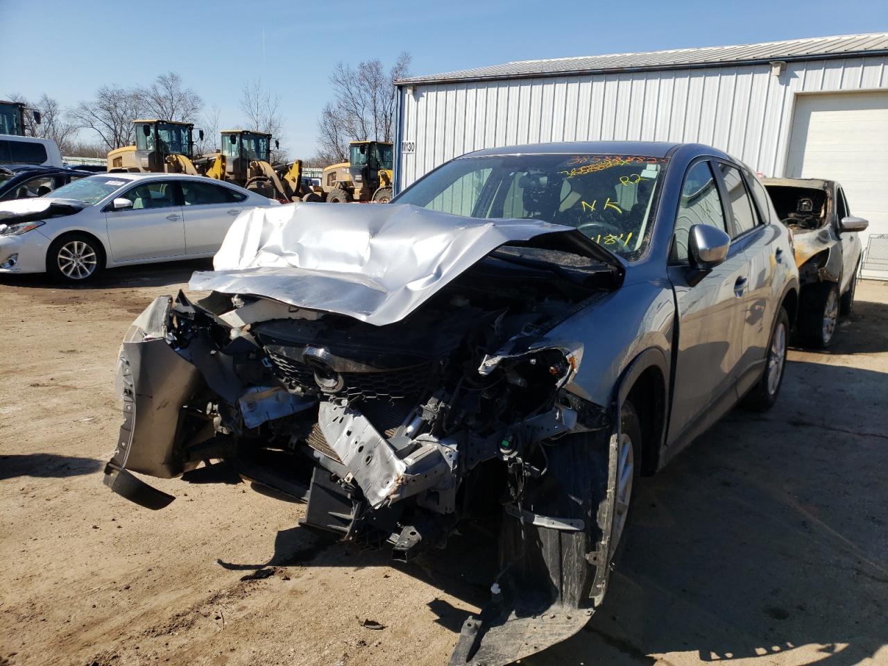 Photo 2 from auction – 2014 MAZDA CX-5 TOURI with VIN JM3KE2CY7E0371484