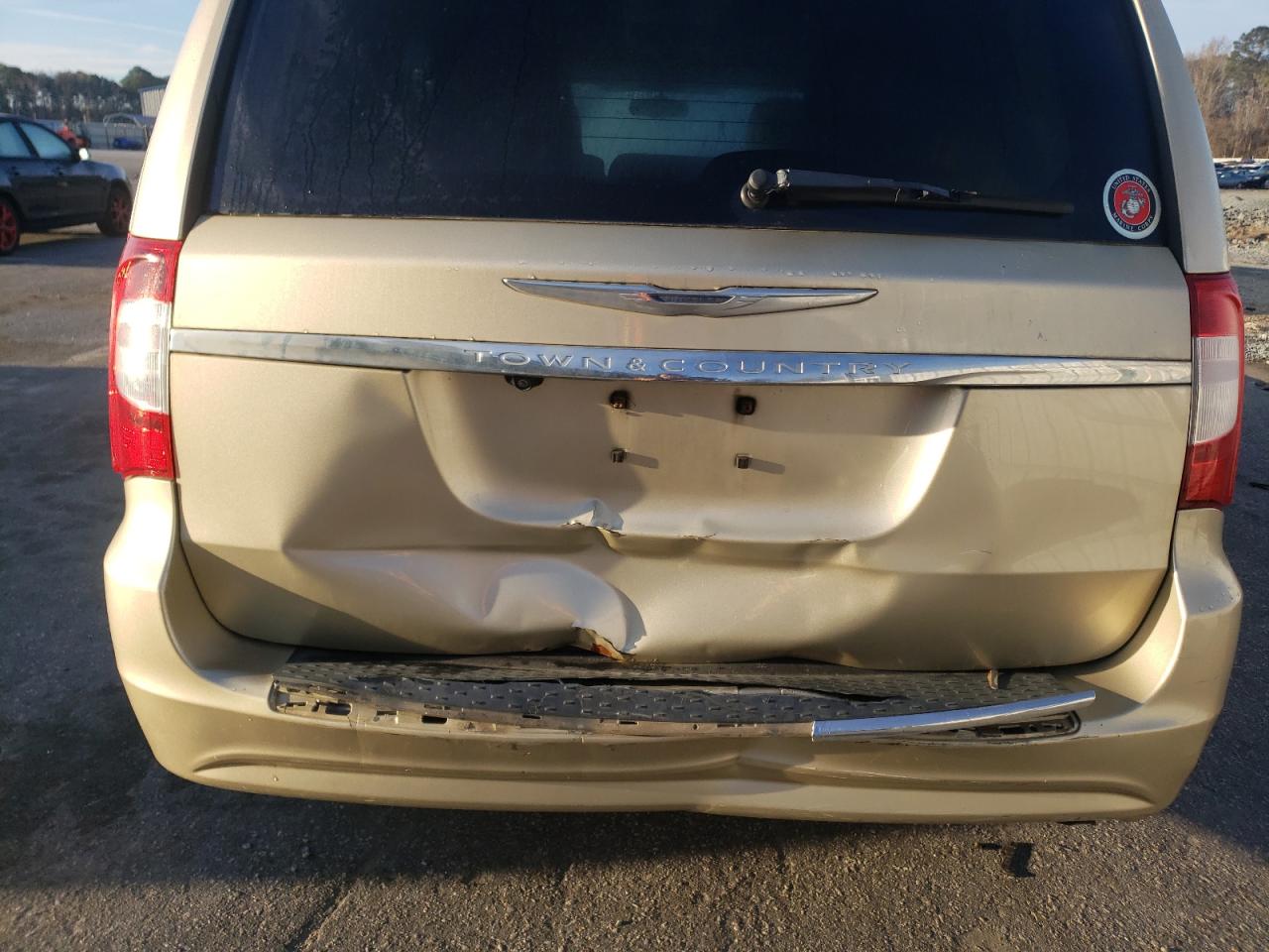 Photo 9 from auction – 2012 CHRYSLER TOWN & COU with VIN 2C4RC1BG9CR145384