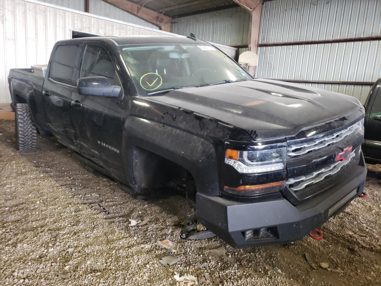 CHEVROLET SILVERADO 2018 with VIN 1GCUKREC1JF226548 - Photo from auction
