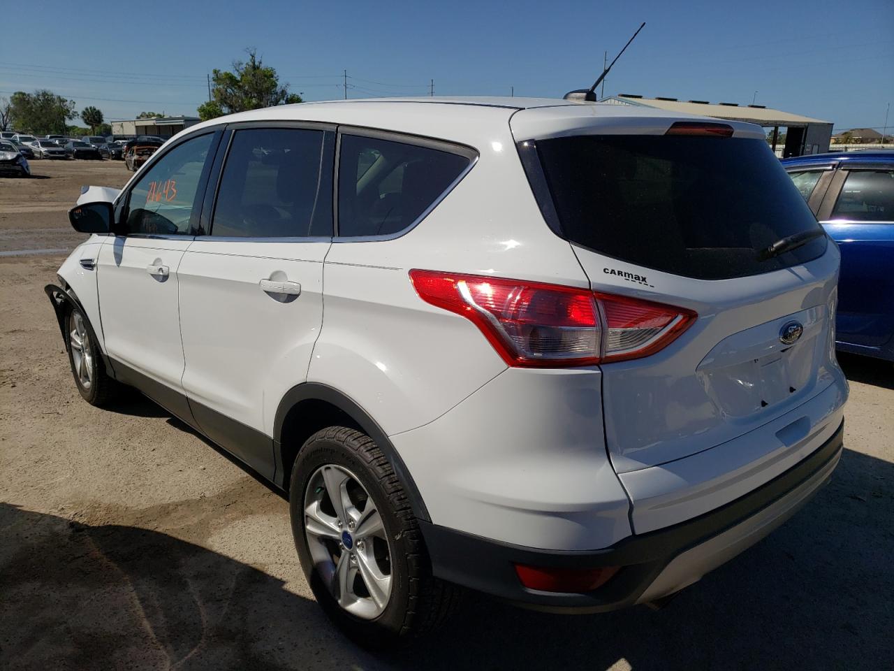 Photo 3 from auction – 2014 FORD ESCAPE SE with VIN 1FMCU0GX5EUD06398