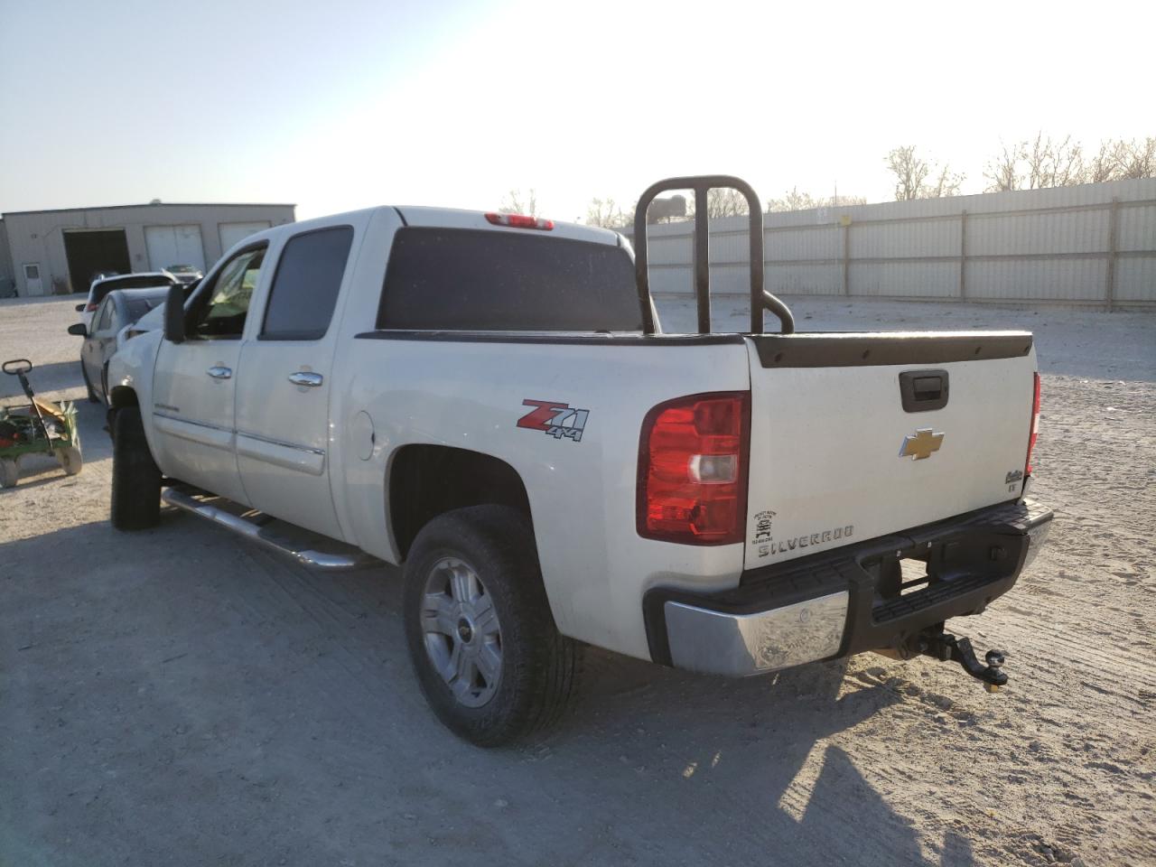 Photo 3 from auction – 2013 CHEVROLET SILVERADO with VIN 3GCPKSE7XDG195231