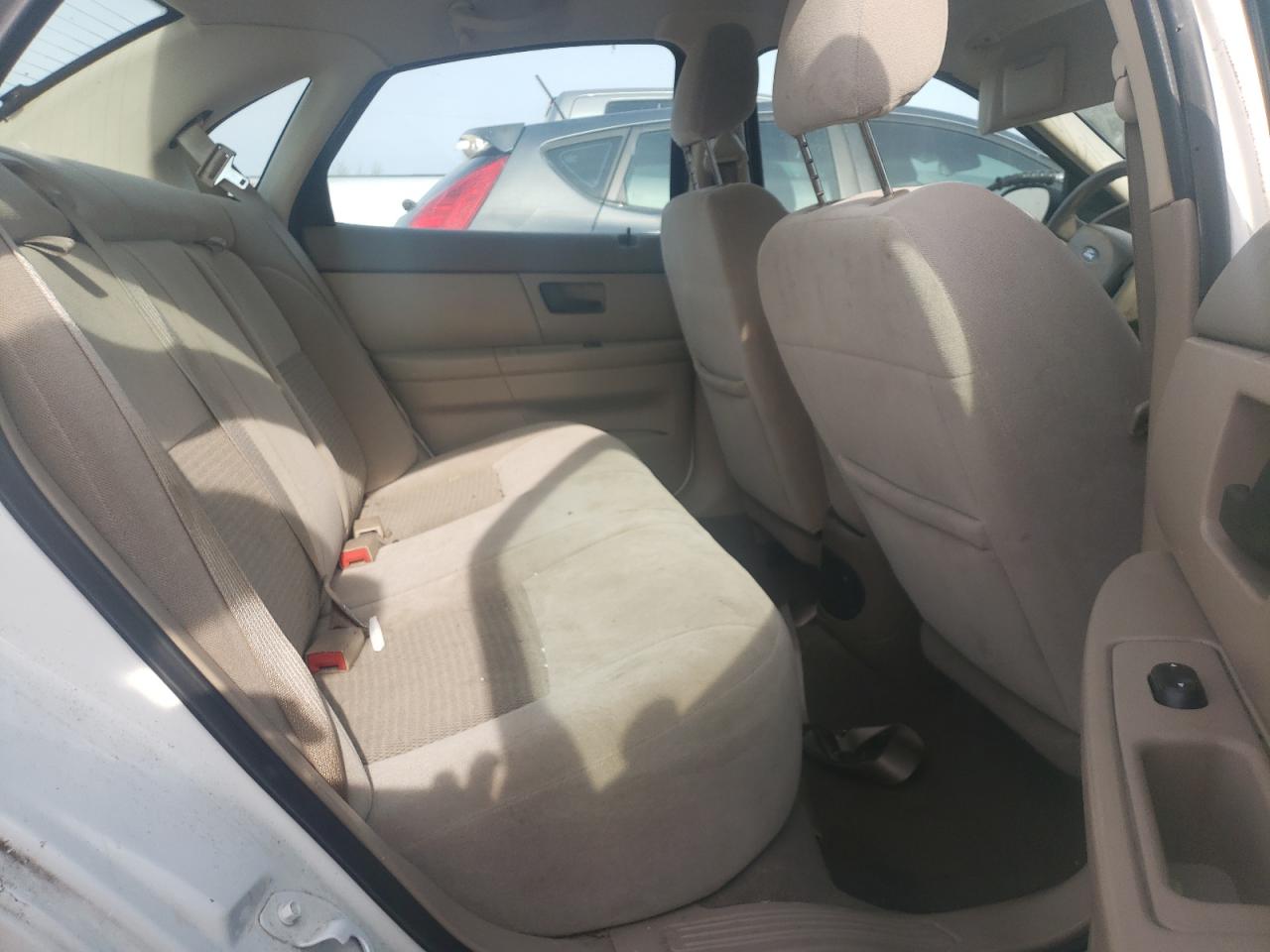 Photo 6 from auction – 2004 FORD TAURUS SES with VIN 1FAFP552X4A211435