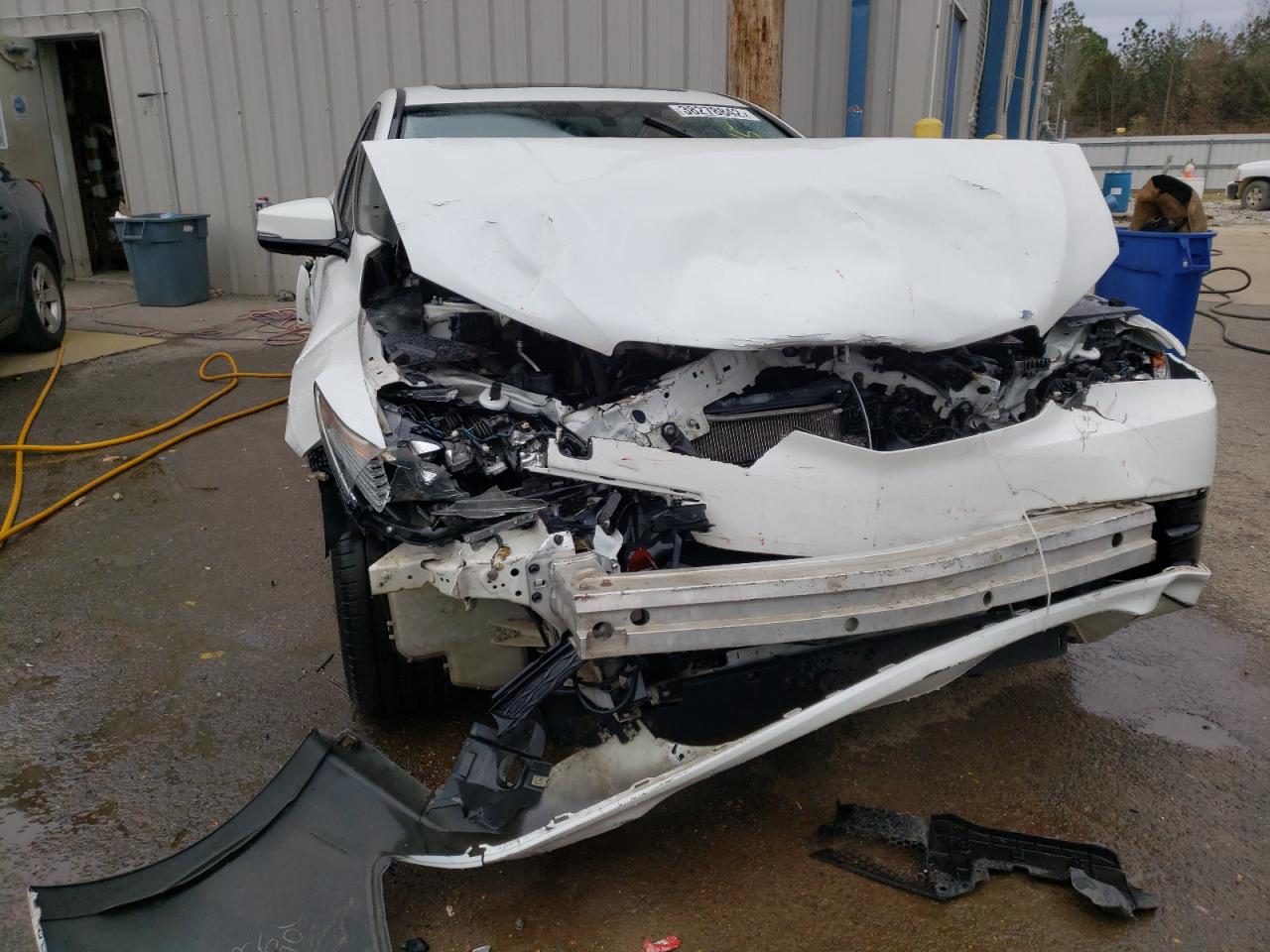 Photo 9 from auction – 2015 ACURA TLX with VIN 19UUB2F3XFA011276