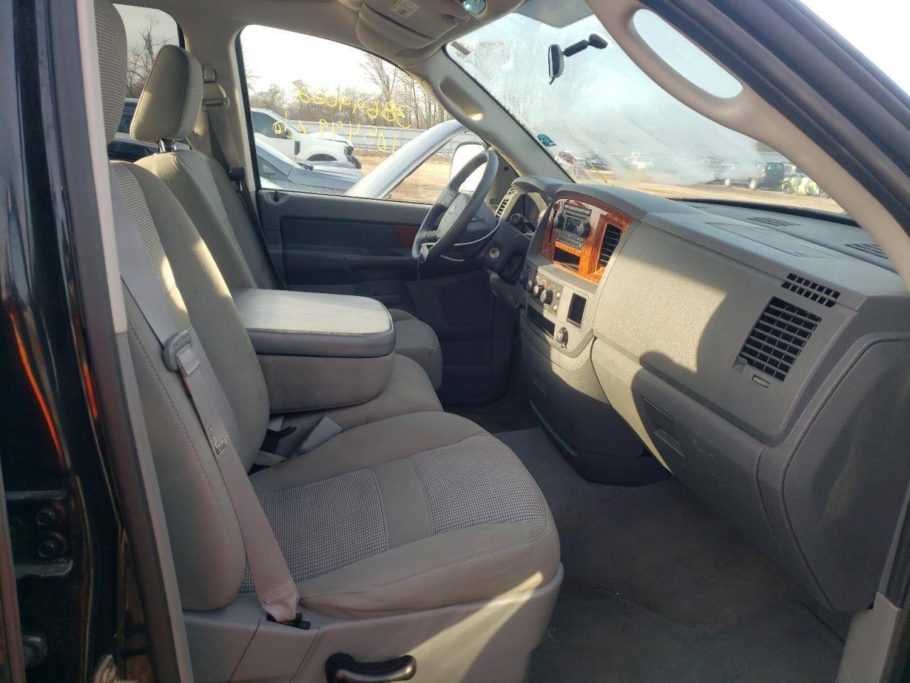 Photo 5 from auction – 2006 DODGE RAM 1500 S with VIN 1D7HU18286S648028