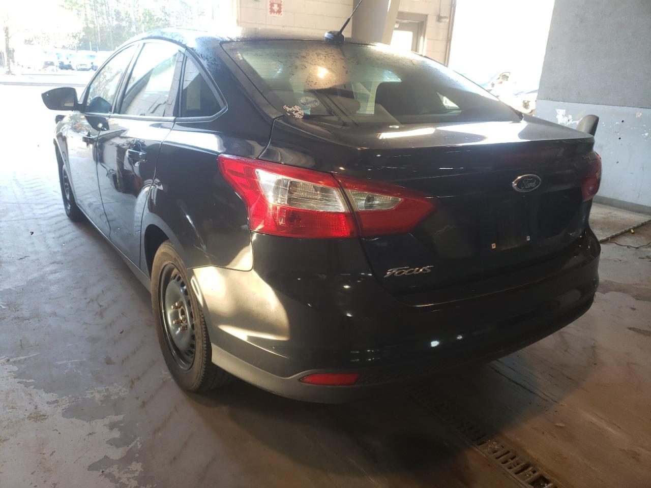 Фото 3 с аукциона – 2012 FORD FOCUS SE с VIN 1FAHP3F23CL148645