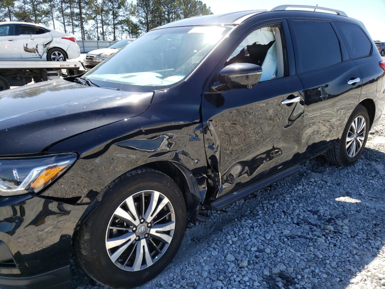 Photo 9 from auction – 2017 NISSAN PATHFINDER with VIN 5N1DR2MM1HC689438