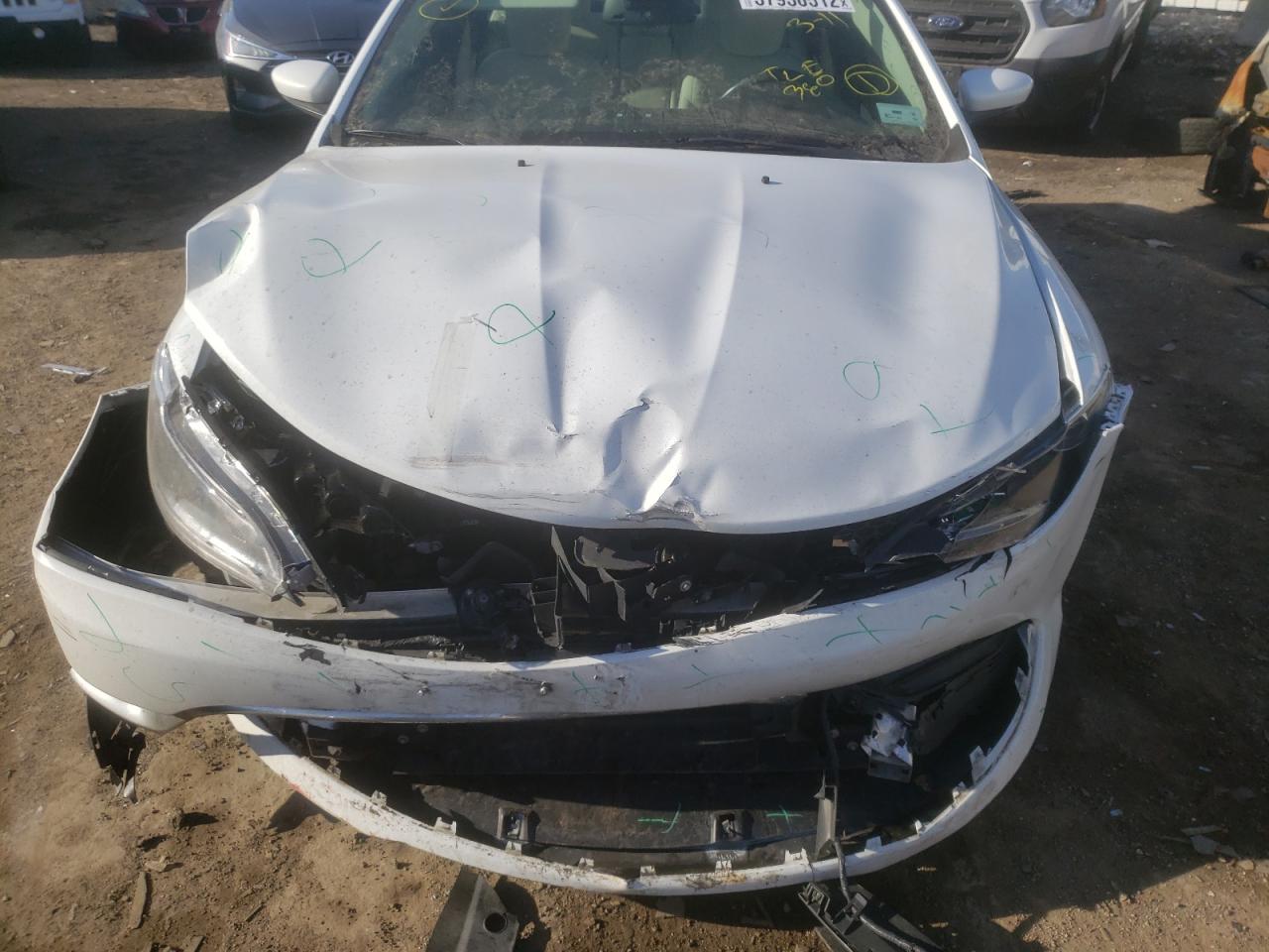 Photo 7 from auction – 2015 CHRYSLER 200 LIMITE with VIN 1C3CCCAB4FN599653