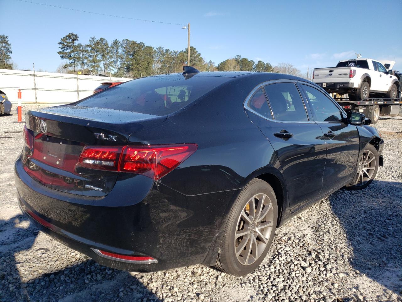 Photo 4 from auction – 2017 ACURA TLX TECH with VIN 19UUB3F55HA002804