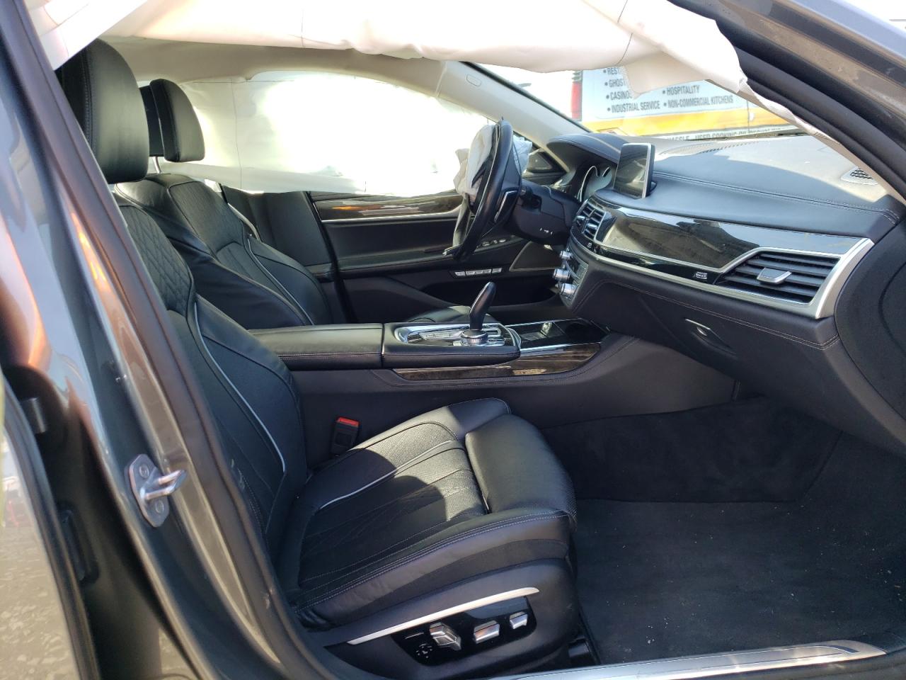 Photo 5 from auction – 2016 BMW 750 XI with VIN WBA7F2C58GG417350