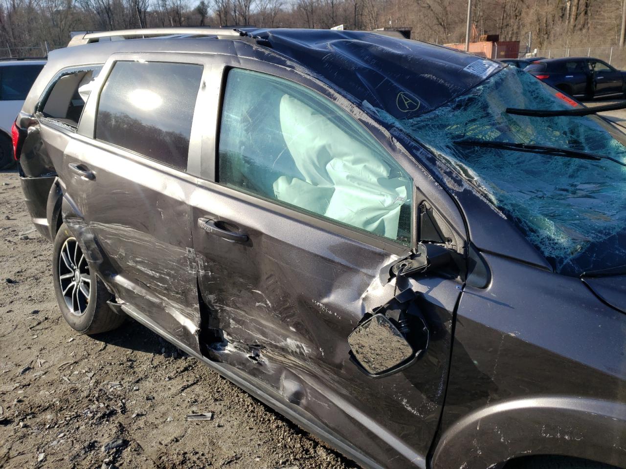 Photo 9 from auction – 2018 DODGE JOURNEY SE with VIN 3C4PDCAB8JT497467